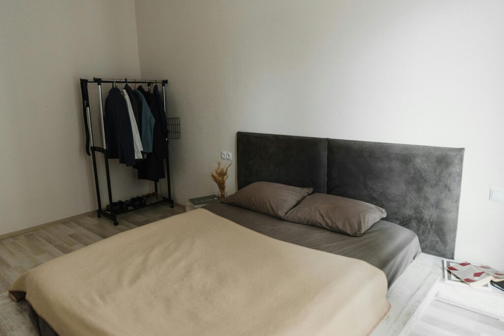 feng shui small bedroomfeng shui small bedroom