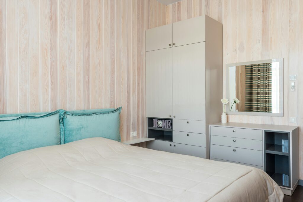 small space bedroom inspiration