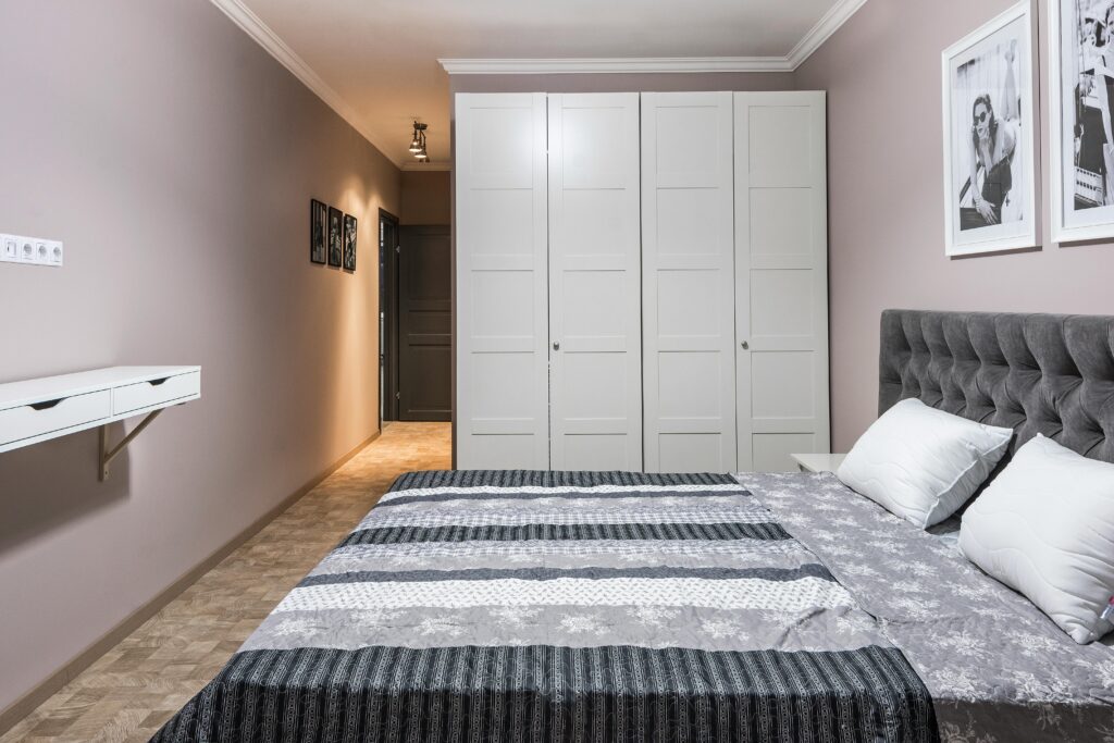 bedroom storage ideas for small rooms