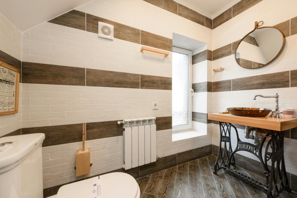 small bathroom makeover ideas
