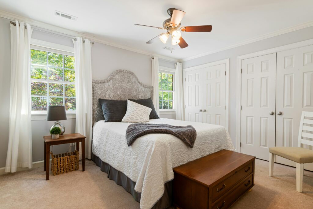 bedroom storage ideas for small rooms