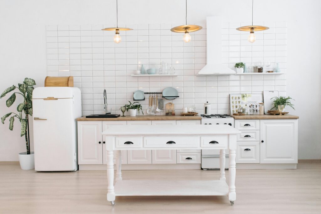 how to organize a small kitchen