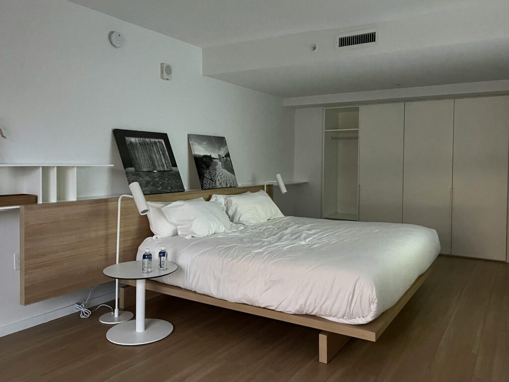 minimalist room decor ideas