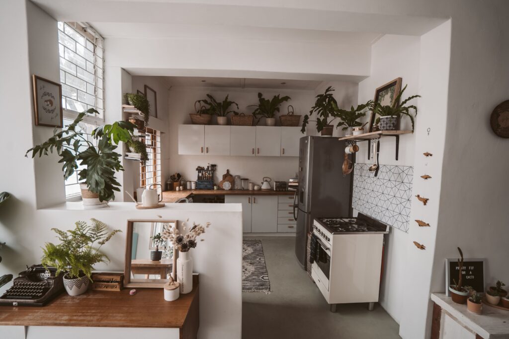 small apartment organization hacks
