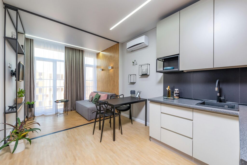 small apartment, organized, minimal