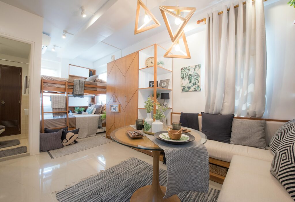 how to make a small apartment feel like home
