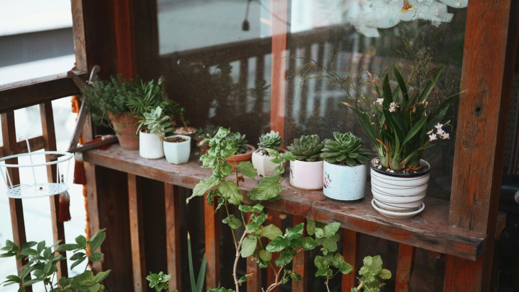 small balcony decor ideas